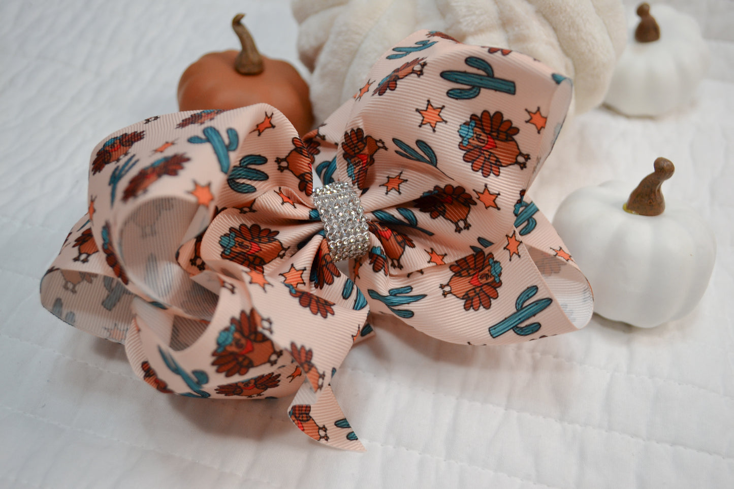 Holiday print bows